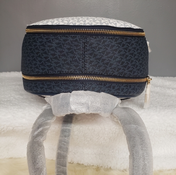 Michael Kors Rhea backpack - Picture 4 of 5